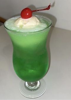 ⠀僕らの夢想クリームソーダ⠀