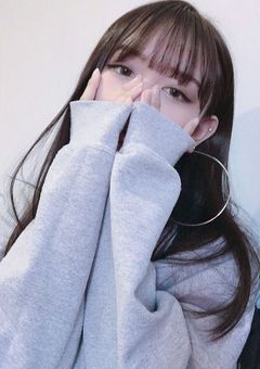 私達、S社公認の匂わせ係です！