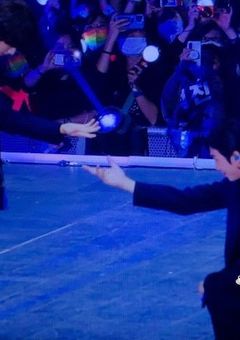 ソクジン姫を振り向かせるのは何よりも難しいらしいが。