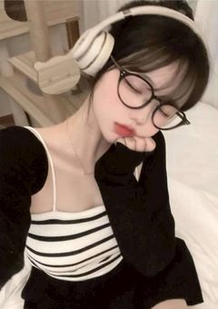 この幼馴染みをどうにかしないと…