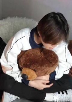 嫉妬魔で 甘々な くまさん 。