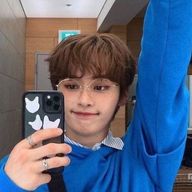 みんみん︎‪🤍🎧𓈒 𓂂𓏸さんのアイコン画像