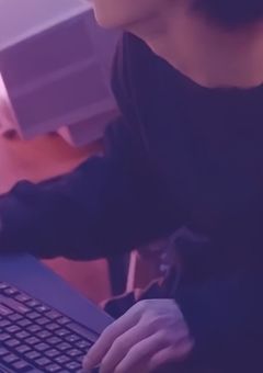 ゲームで知り合った男は変態でした 。