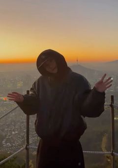 あの子のヌナはオタク