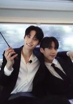 推しと転生したその先は...