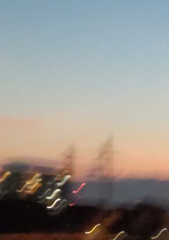 星影の彼方､テニスコートで｡