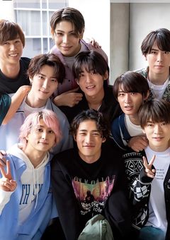 親が、急に亡くなってしまった。小学校も退学そんなとき東山さんが、助けてくれた。そしてシェアハウスをすることになった…相手は、ライブに行けたことがなかった私の大好きなSnow Man！