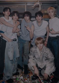 君の目も鼻も口も