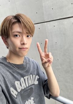隣の席で笑う君