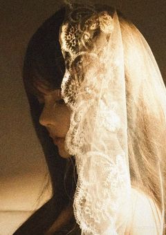 狼の元花嫁候補、人間として生き返りました…!?