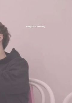 𝗘𝘃𝗲𝗿𝘆 𝗱𝗮𝘆 𝗶𝘀 𝗮 𝗻𝗲𝘄 𝗱𝗮𝘆 .