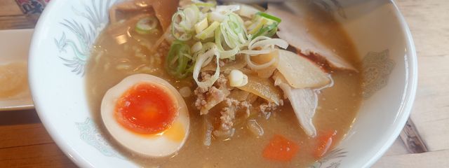 まこまこまこ🐑🧩さんの壁紙画像