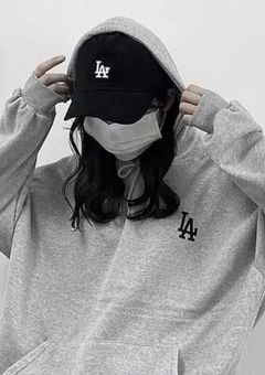 コムドットの女の子