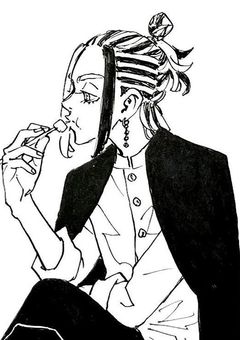 実の兄はドイツのサッカー選手らしい