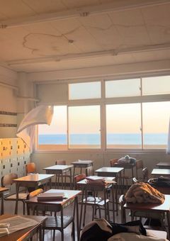 弱いヒーロー 