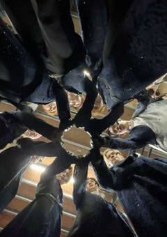 超特急は10人で走ります！
