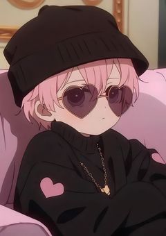 　　　　彗 月 の と く る　。