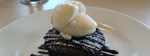 イレムさんの壁紙画像