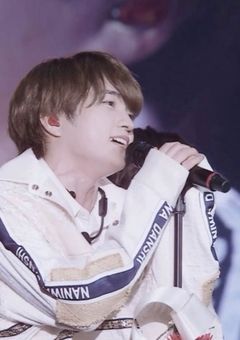 推しの隣で 、恋に落ちました