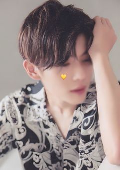 　笑ってる方が楽だった 。