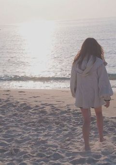 私 た ち 、結 婚 し ま し た 。