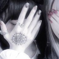 　栞　さんのアイコン画像