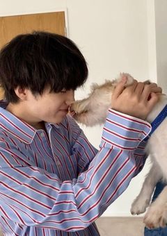 小さい女の子拾いました。