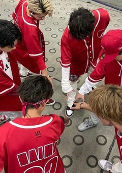 LILEAGUEのバックダンザーに、、、