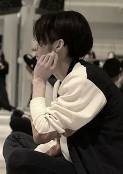 　〝　糾纏愛欲　。