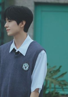  前 田 く ん 、振 り 向 い て