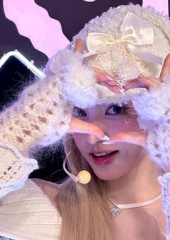 # . 80億分の1の奇跡