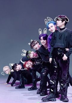 ＠ K - P O P 語 り 部