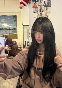 　いにの女の子