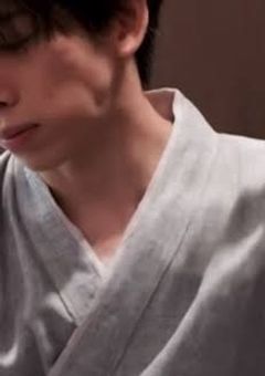 　　　誘 拐 し て く だ さ い　。