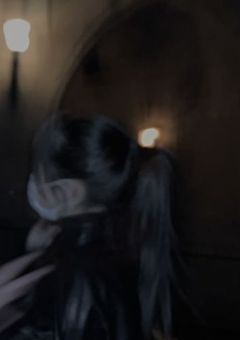 　　　誘 拐 し て く だ さ い　。
