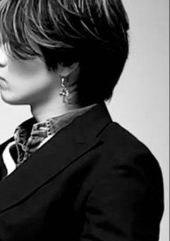 私はあなたの"男装"秘書です 。