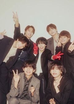 最強可愛いを表すのはこの紅一点💕