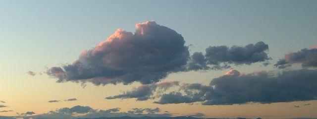 流星 白露  🤍🪽☁️☄️@0点先生の弟子さんの壁紙画像