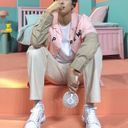 우