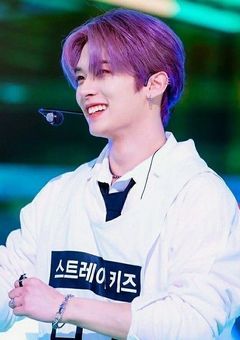 君を見た瞬間恋に落ちました