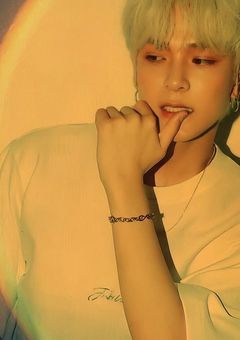 オレンジ色の初恋。