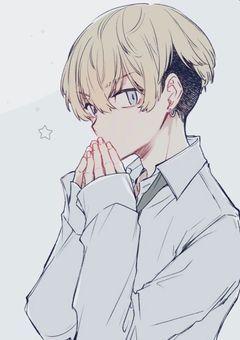 後輩クンに慕われてます