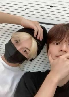 𝙸 𝙻𝙾𝚅𝙴 𝚈𝙾𝚄