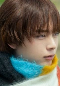 　思い出せない君を忘れたい君は　