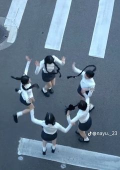 ILLIT好き集合🎀🩵