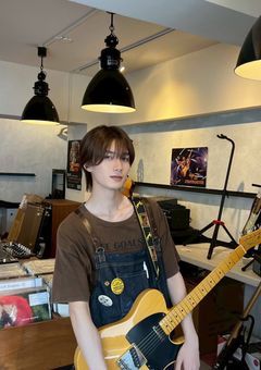 し お り を 挟 ん だ そ の 先 に