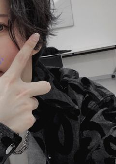 変 態 な お 兄 ち ゃ ん 。