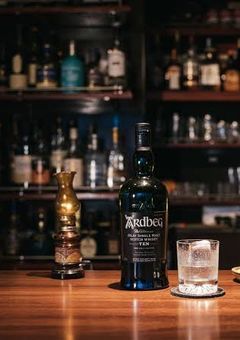 いらっしゃいませ、“お客様”。