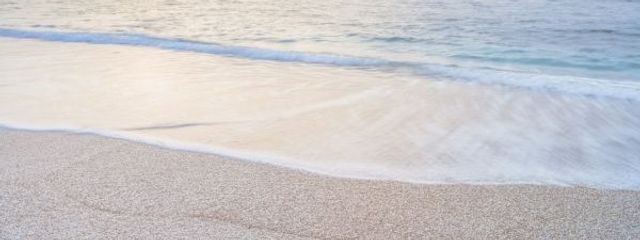 ころもさんの壁紙画像