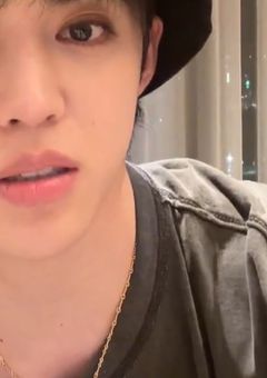 インフルエンサーの私が恋に落ちた人